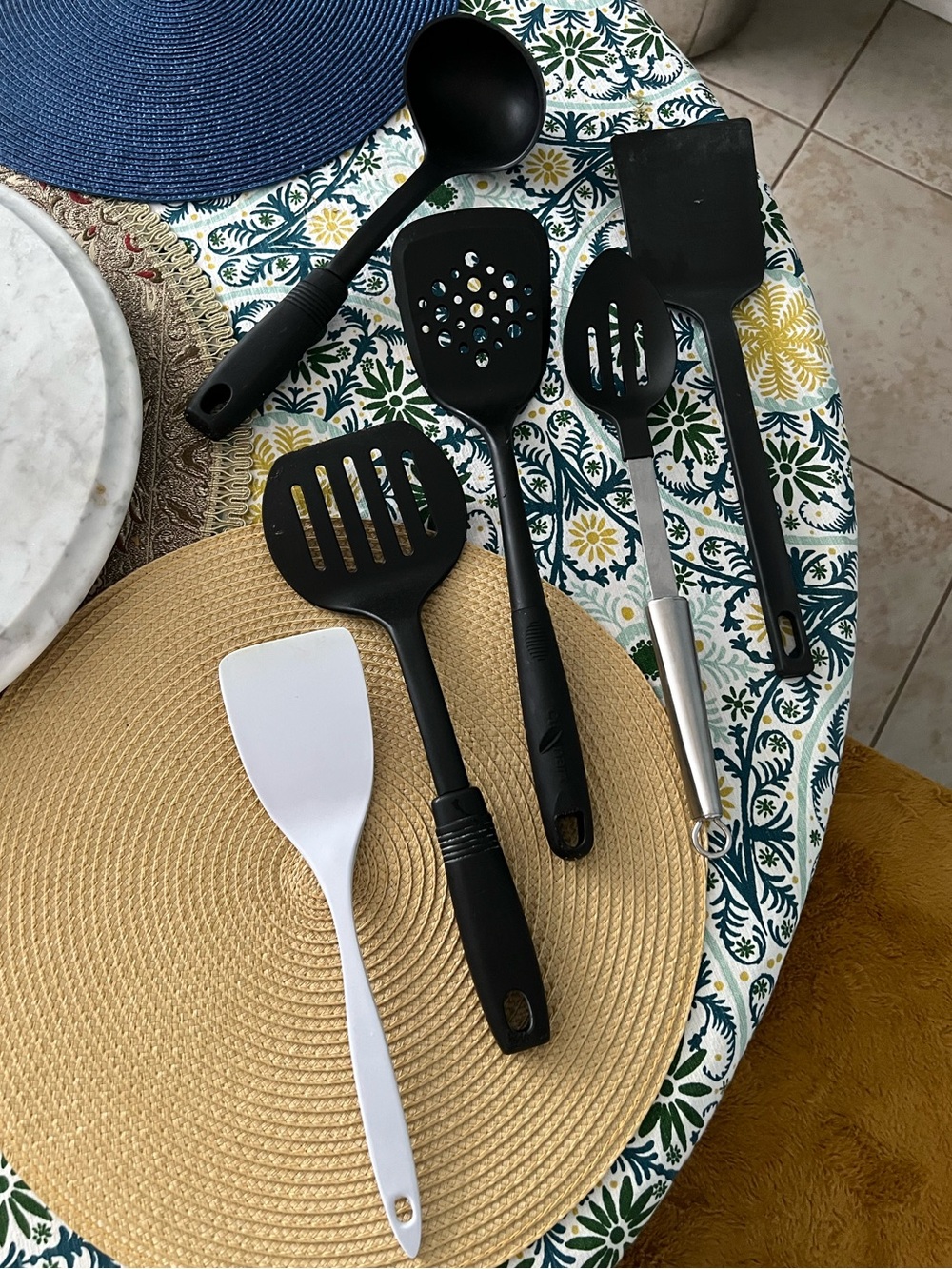 Set of 6 Kitchen Utensils